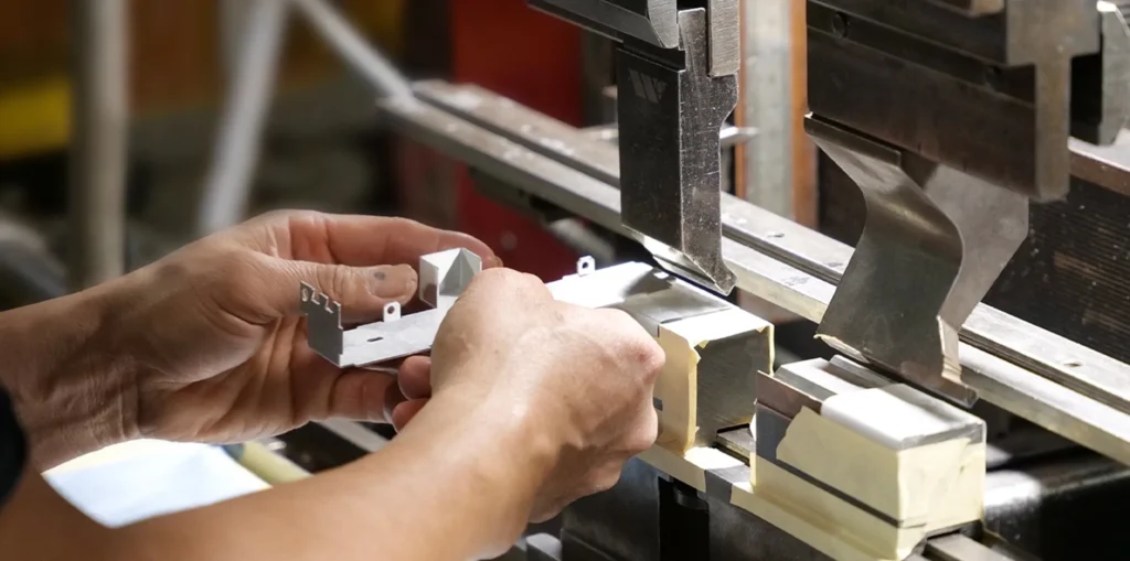 sheet metal fabrication,sheet metal manufacturing process, ,metal forming process,sheet metal, forming ,metal, Metal forming, sheet metal fabrication services, rapid sheet metal fabrication,precision sheet metal fabrication, hanav, hanav manufacturing